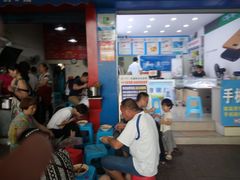 等位区-花市豌杂面(民生路店)