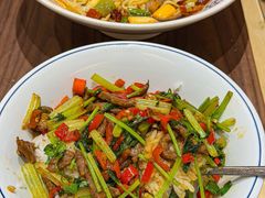 -李与白包子铺(桐梓林店)