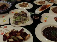 -小龙酒家(桂平路店)