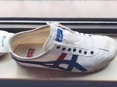 -Onitsuka Tiger(港汇恒隆广场店)