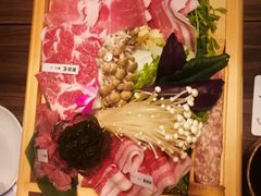 -我那覇豚肉店(カフーナ旭橋店)