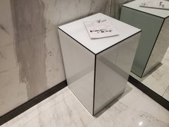 -罗奇堡家具(淮海西路店)