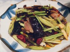 -孔雀云贵川·融合菜(长宁来福士店)