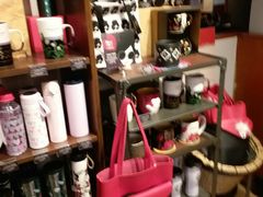 -星巴克(广州淘金路店)