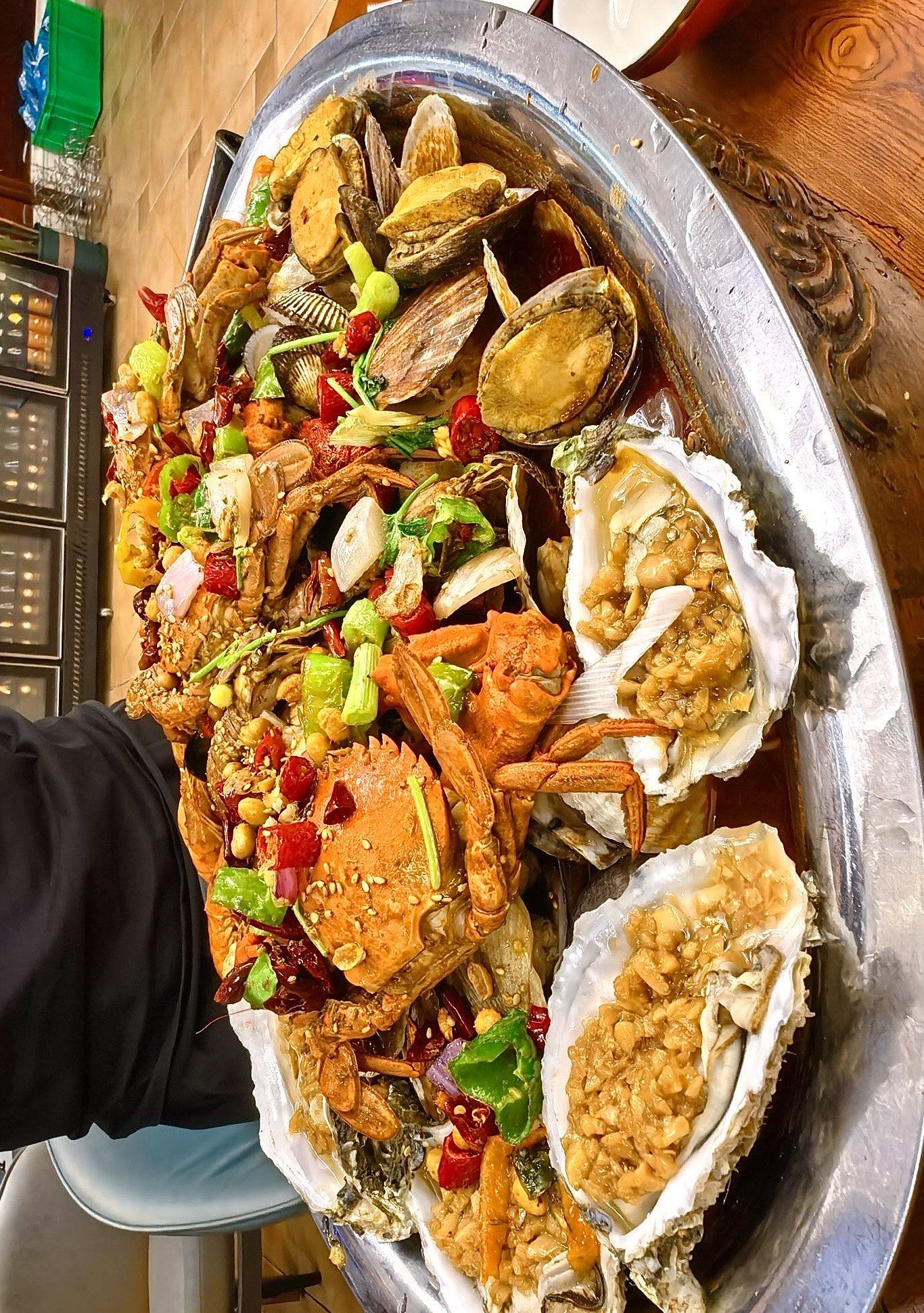 海鲜大咖吃到撑