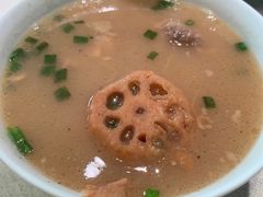 排骨藕汤-简小舍·民间手艺菜(武昌江滩店)