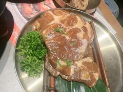 -草家酱蟹炭火烤肉店(珲春南路一店)