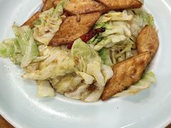 包包菜炒馕-巴依老爷新疆美食(望京小街店)