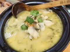 -九锅一堂酸菜鱼(学府凯德店)
