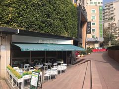 门面-龙治汉堡(中华城店)