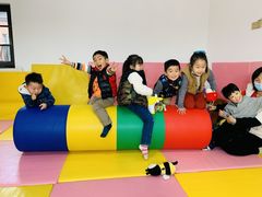 -MuaKids Garden