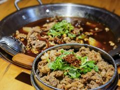 -大众跷脚牛肉馆·非遗传承单位(峨眉山店)