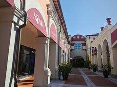 -佛罗伦萨小镇广佛名品奥特莱斯(疏港路店)