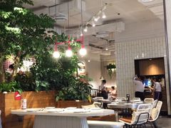大堂-必胜客(百联又一城店)