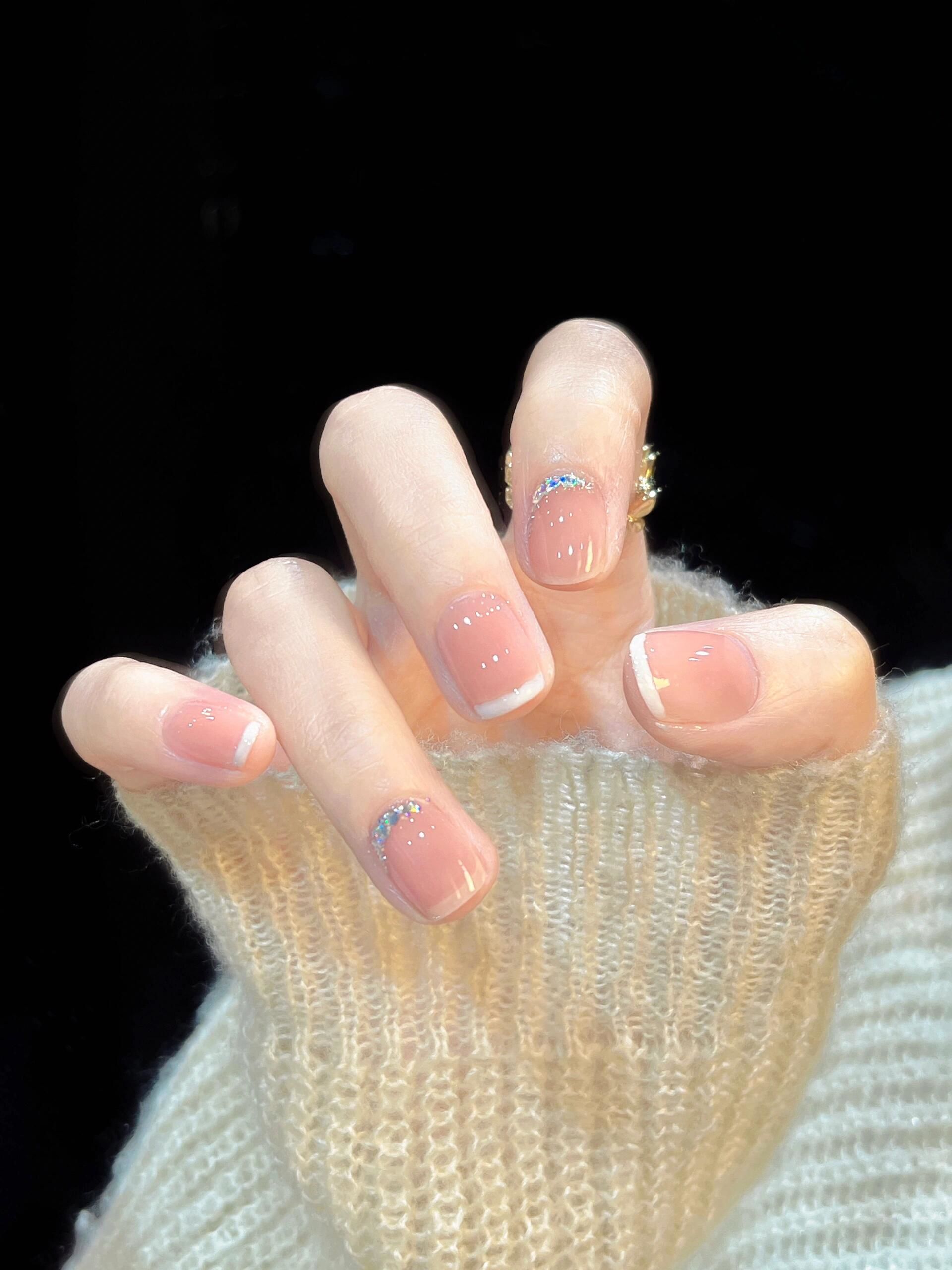 清透系美甲,清凉一夏