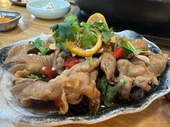 -汉城烤肉·黑金冠(华山路店)