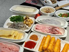 -海底捞火锅(新松江路生日主题店)