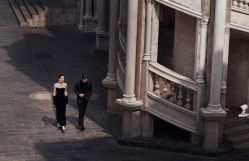 -雨墨婚纱摄影工作室