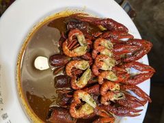 -叶派龙虾•招牌香辣蟹·海鲜(中海国际店)