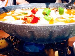 -老滇山寨•云南特色菜•地方菜•民族风情歌舞表演(金碧店)