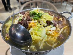 -闫家驴肉老店(华电一校店)