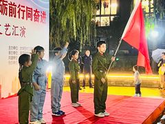 -蓝话筒·少儿成人演讲口才·主持朗诵·戏剧表演(大华第一坊店)
