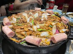 -燚店·铁板鱼蛙·烤肉·烤串(北新桥店)