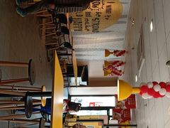 大堂-麦当劳(燕顺路店)