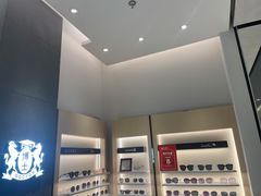-博士眼镜(罗湖喜荟城店)