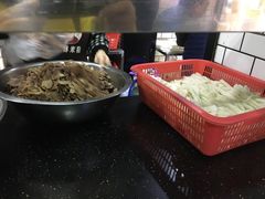 -覃肥叔桂林米粉(粮道街店)