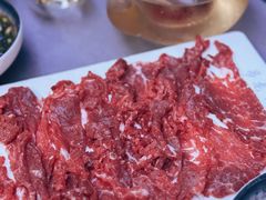 -伴山牛贵州黄牛肉火锅·苗疆非遗艺术餐厅(上海首店)