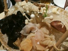 -余欢领鲜火锅(新街口店)