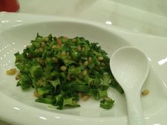 -梅龙镇酒家(南京西路总店)