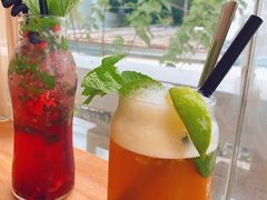 -Mark&Mars Restaurant