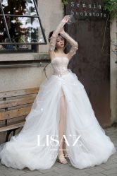 -Renee芮亦婚纱(原丽莎)