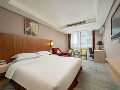 -清水湾酒店(深圳横岗塘坑地铁站店)