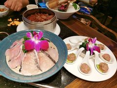 -周师兄大刀腰片火锅(洪崖洞旗舰店)