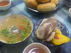 -園丁烤肉缸子肉