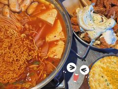 部队火锅-富乐满韩国正宗炸鸡韩国料理(虹泉路店)