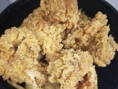 -BHC炸鸡(明洞总店)