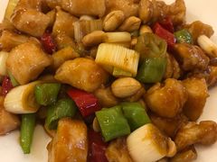 宫保鸡丁-東城故事·尋找姆媽的味道(玉兰路店)