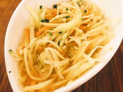 青瓜丝色拉-越南牛肉河粉餐厅(书院巷店)