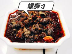 -凤凰路何眼镜香辣蟹(花果园店)