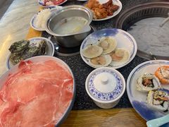 -锤头鲨毛肚海鲜烤肉自助餐厅(国购广场店)