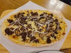 莱芙缇牛肉披萨-LYFATTI 莱芙缇(赣水路店)