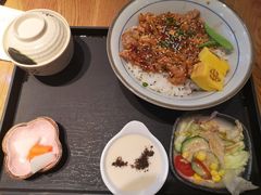 照烧鸡排饭-牛気·越光米牛肉饭(水游城店)