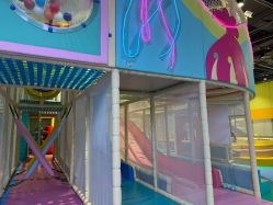 -探奇游乐园(烟台大悦城店)