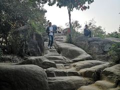 -灵岩山风景区