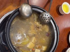 -菌之家·专业纯野生菌火锅·特色炒菌