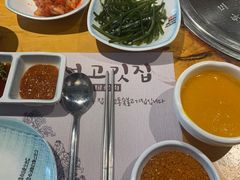 -唯成•韩国炭火烤肉 유성고기